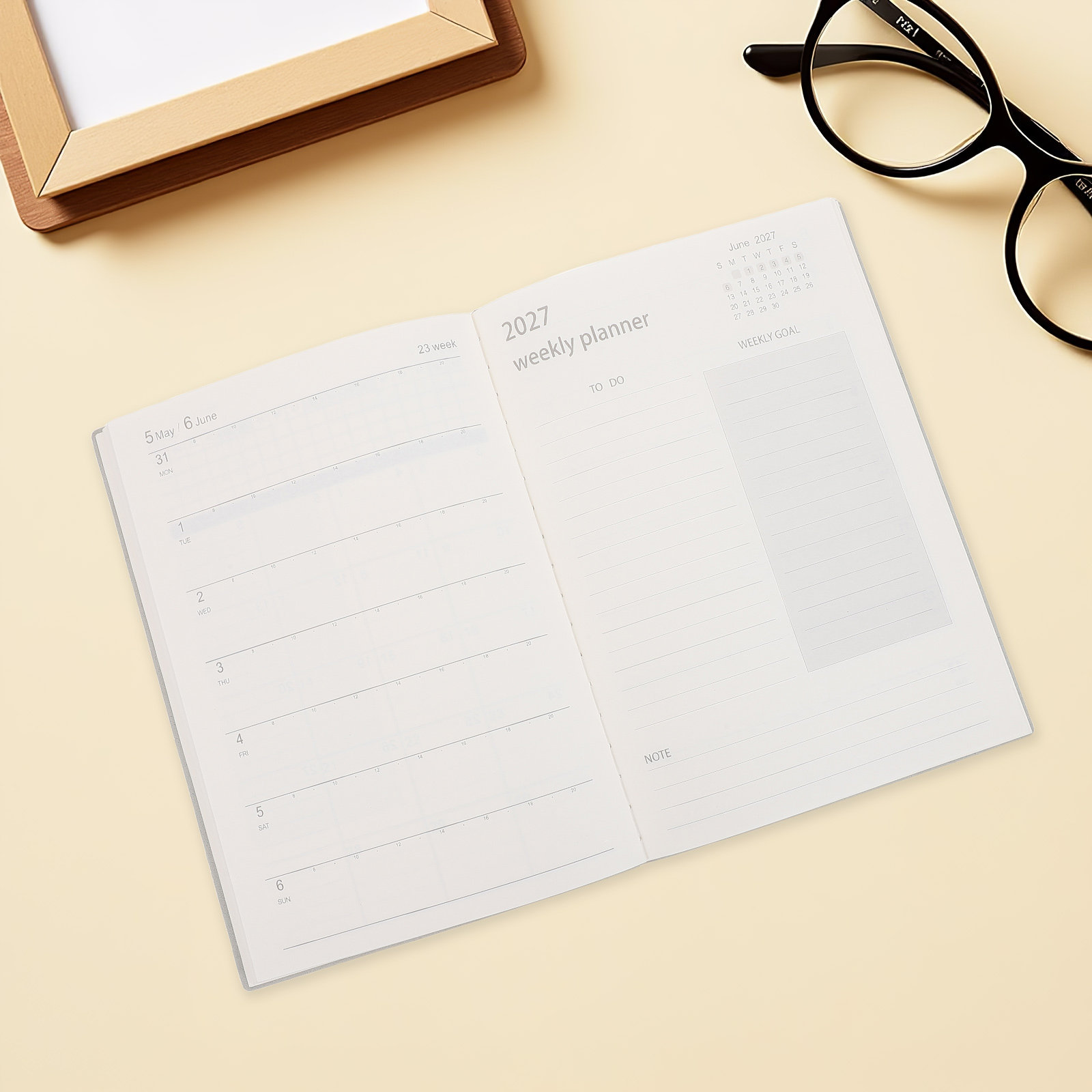 Spiral Bound Grid Notebook A5 - Профессиональный блокнот-планировщик 2027, формат А5, на